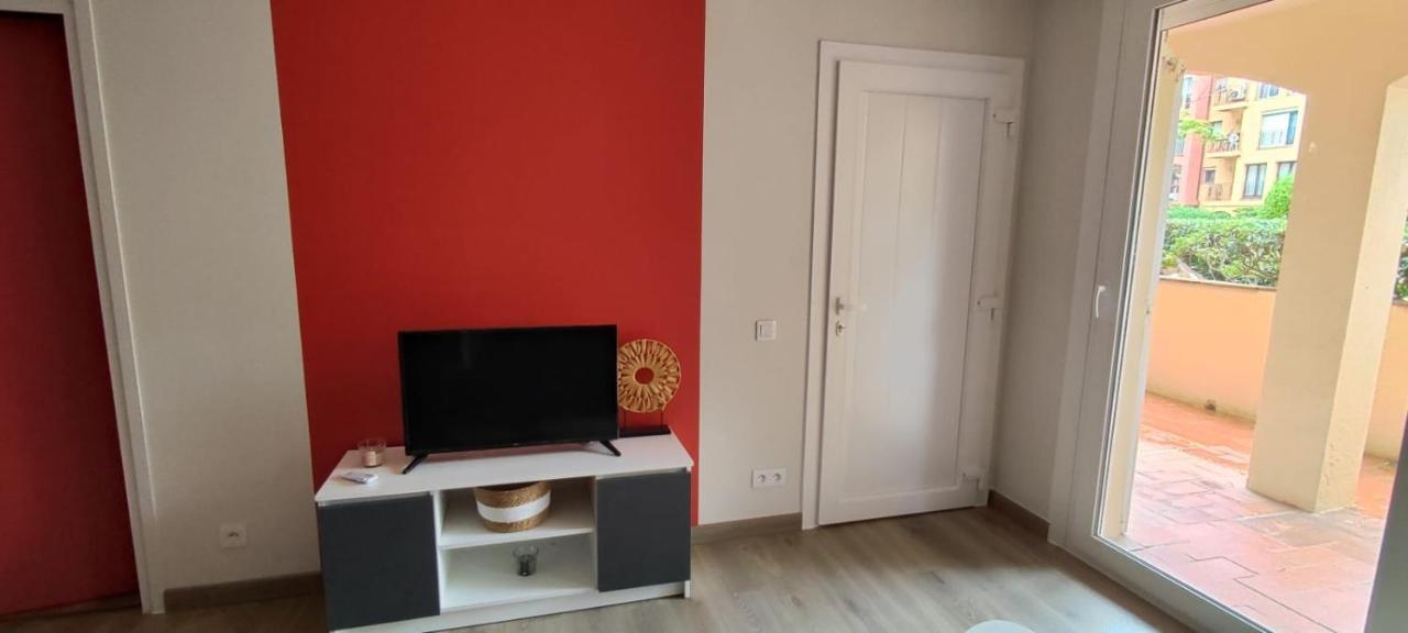 Appartement Емпуріабрава Екстер'єр фото